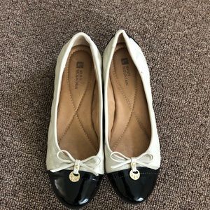 White Mountain Flats Moondance Quilted Cream Black